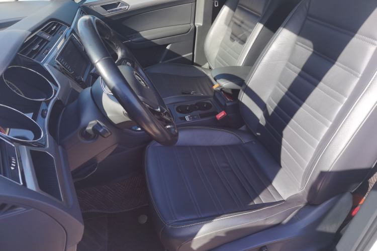 Used Volkswagen Touran 2021 Tiguan L 280TSI DSG Boundary Edition 6-Seater
