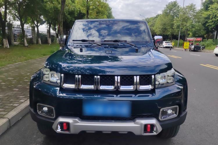 Used Beijing Auto BJ40 2019 Updated Version 2.0T Automatic All-Wheel Drive Urban Hunter Edition Premium China V Emission Standard
