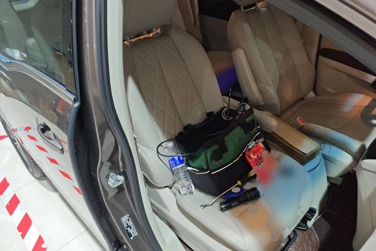 Used Buick GL8 2022 Land Cruiser Executive Class 652T Comfort Model
