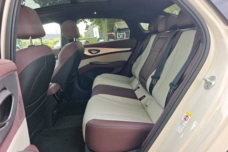 Used BYD Seal 07 DM-i 2025 Intelligent Driving Version DM-i 1.5L 125 km Prestige Edition
