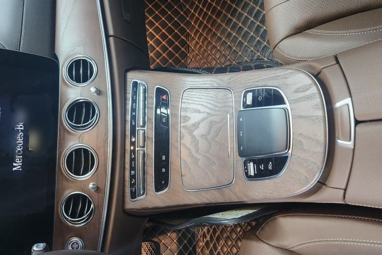 Used Mercedes-Benz E-Class New Energy 2022 Restyled E 350 e L Plug-in Hybrid Sedan
