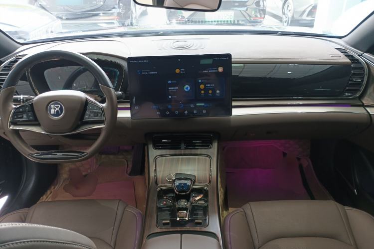 Used BYD Han 2020 DM Four-Wheel Drive Performance Edition Luxury Model
