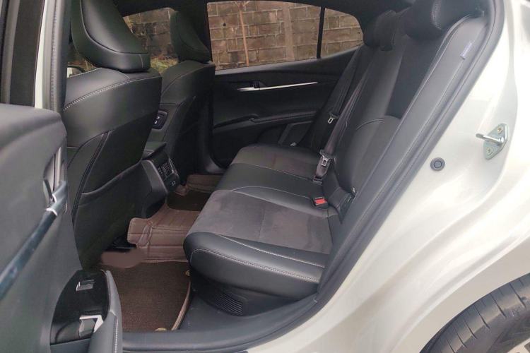 Used Toyota Camry 2024 Dual-Motor 2.0HS Sport Edition
