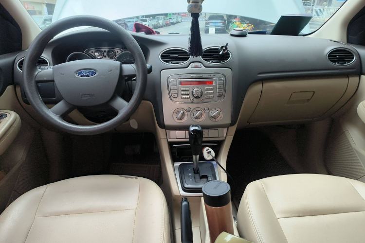 Used Ford Focus 2013 Sedan Classic 1.8L Automatic Base Model
