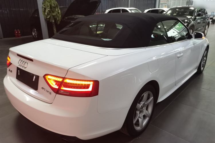 Used Audi A5 2013 Cabriolet 40 TFSI
