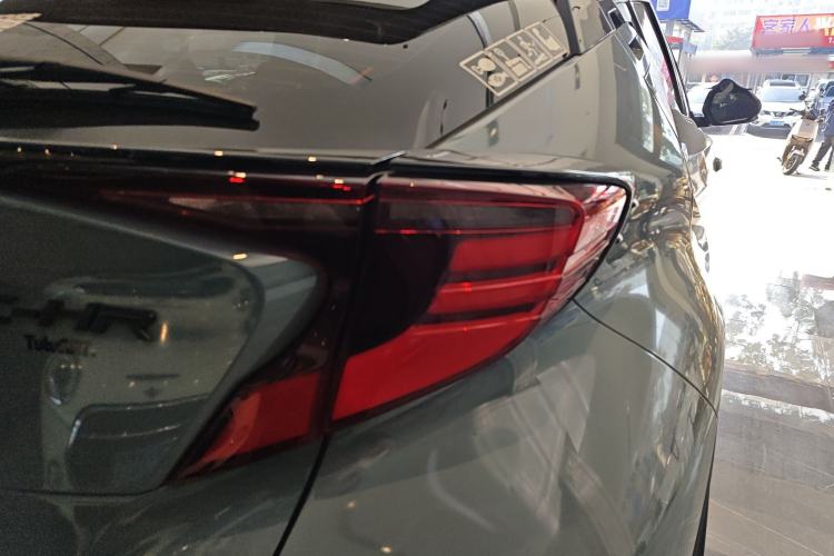 Used Toyota C-HR 2021 2.0L Luxury Edition
