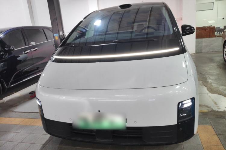 Used Li Auto MEGA 2025 Home Family Special Edition