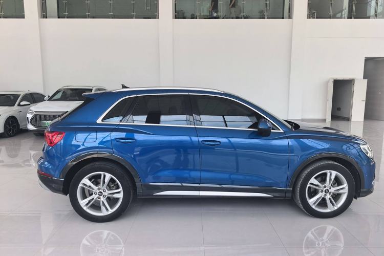 Used Audi Q3 2022 35 TFSI Fashionable and Elegant Model
