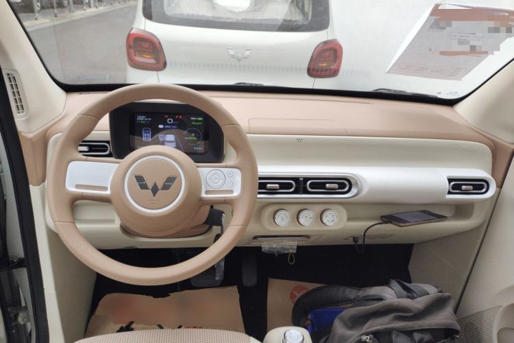 Used Wuling Hongguang MINIEV 2024 3rd Generation 215km Youth Edition
