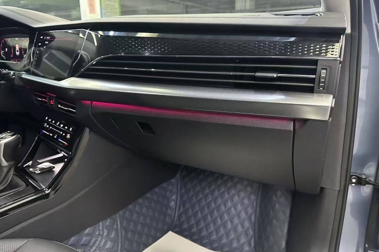 Used Volkswagen Passat 2022 330TSI Luxury Edition
