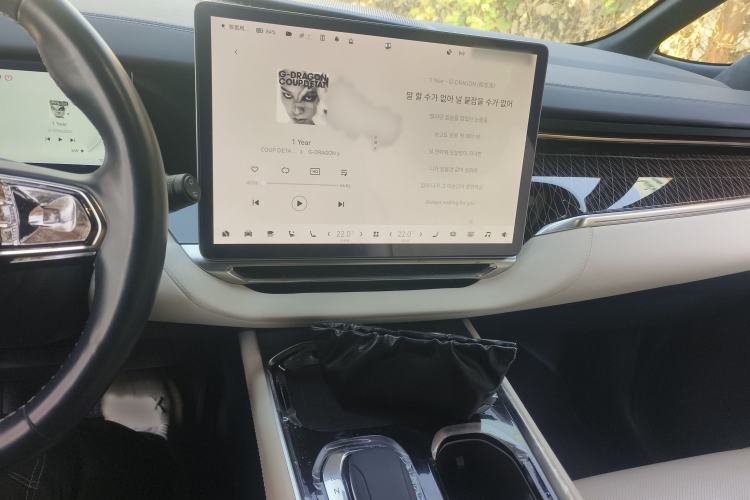 Used Zeekr 009 2022 WE Edition
