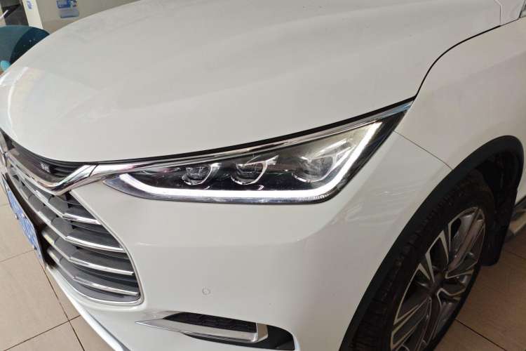 Used BYD Tang 2018 2.0T Automatic Smart Connect Prestige 7-Seater China V Standard
