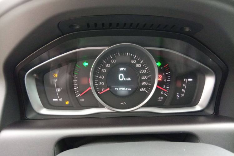 Used Volvo XC60 2017 T5 Smart Upgrade Edition
