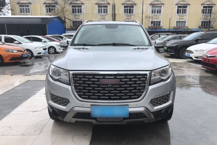 Used Haval H8 2017 2.0T Gasoline Two-Wheel Drive Smart Edition
