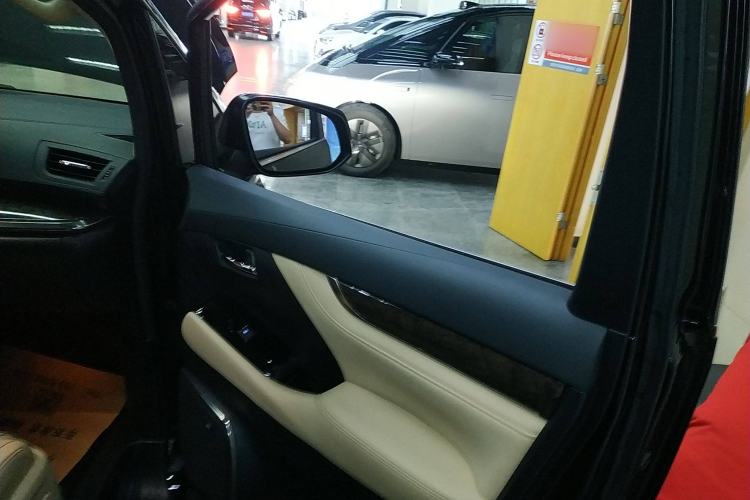 Used Toyota Vellfire 2020 Dual-Engine 2.5L HV Prestige Edition
