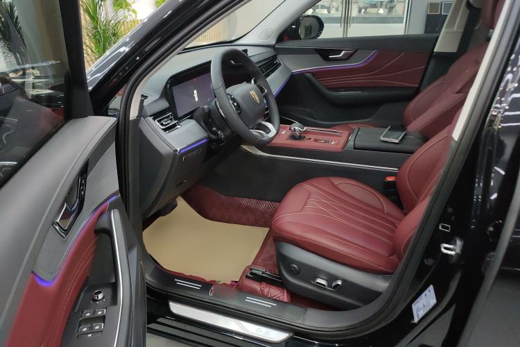 Used Hongqi HS5 2025 2.0T Two-Wheel Drive Flagship Pro Edition