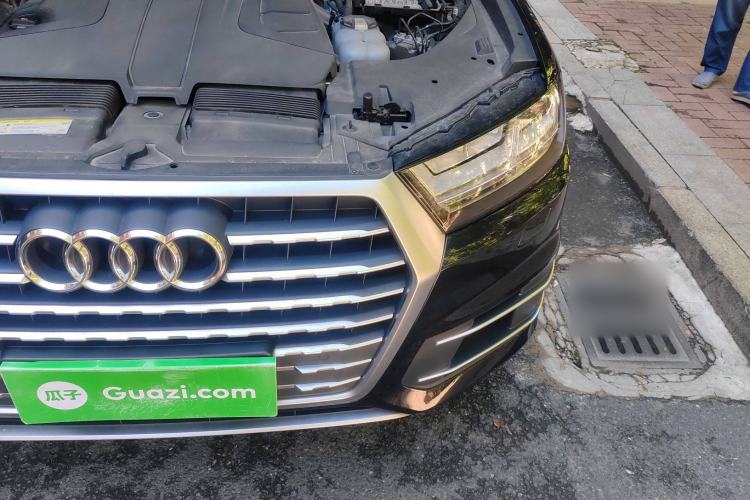 Used Audi Q7 2019 45 TFSI Comfort Model
