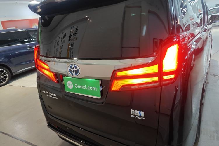 Used Toyota Alphard 2021 Dual-Motor 2.5L Premium Edition
