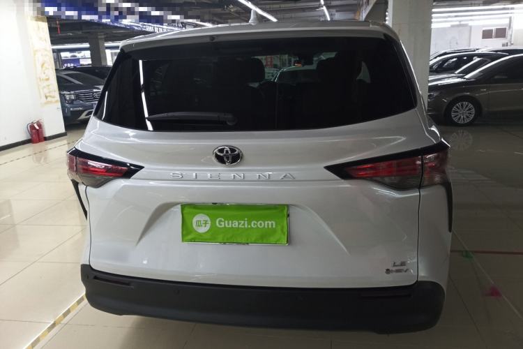 Used Toyota Sienna 2024 2.5L Hybrid Comfort Edition
