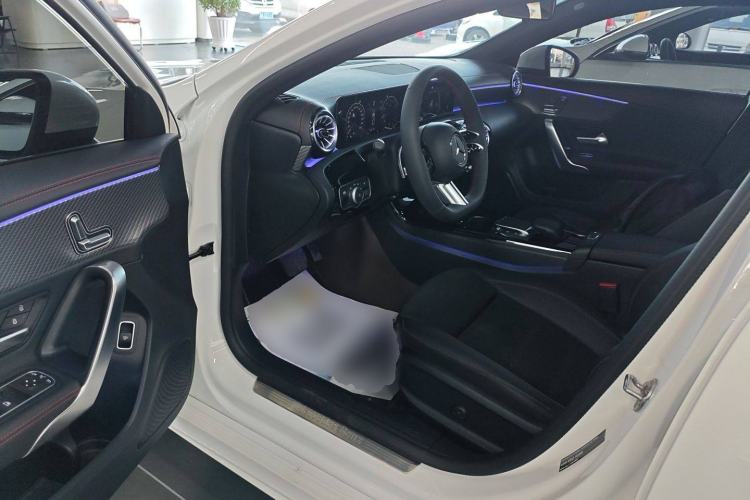 Used Mercedes-Benz A-Class 2023 A 200 L Fashion Model
