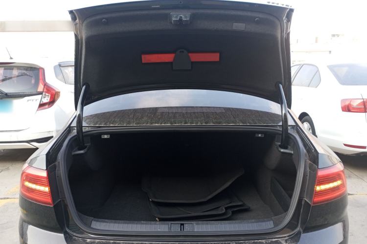 Used Volkswagen Magotan 2018 Facelift 330TSI DSG Luxury Model