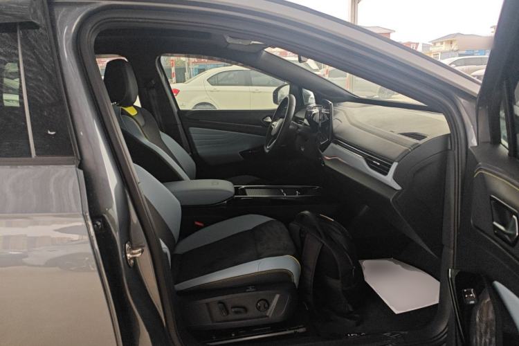 Used Volkswagen ID.4 X 2021 Pro Smart Long-Range Edition
