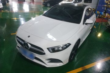 Used Mercedes-Benz A-Class 2022 Revised Version A 200 L Sport Sedan Fashionable Style