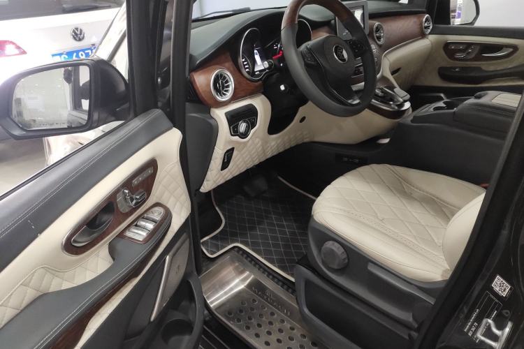 Used Mercedes-Benz V-Class 2017 V250 2.0T U.S. Spec