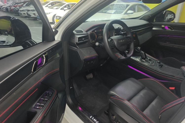 Used Lynk & Co 05 2020 2.0TD Four-Wheel Drive HypeHalo
