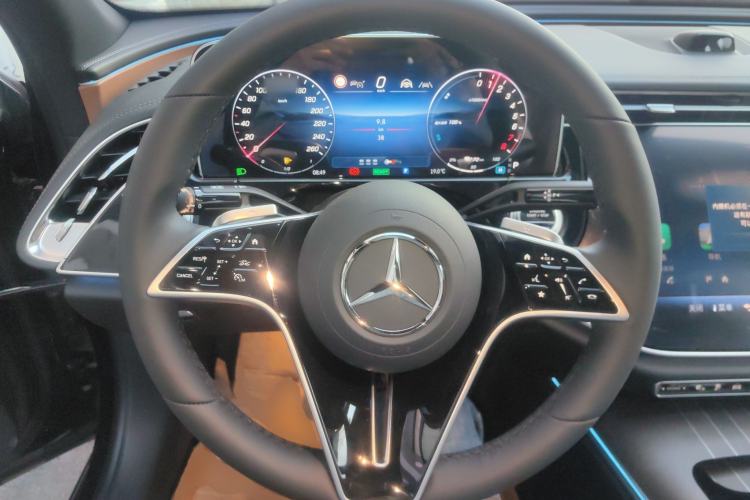 Used Mercedes-Benz E-Class New Energy 2024 E 350 e L Plug-in Hybrid Sedan