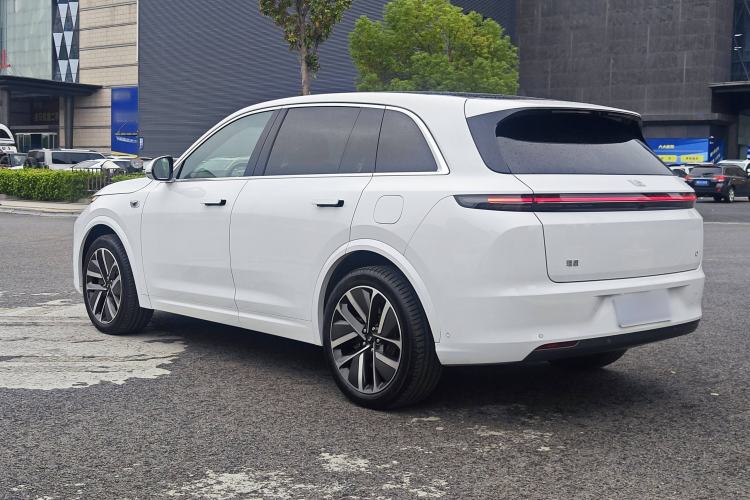 Used Li Auto L7 2023 Air model
