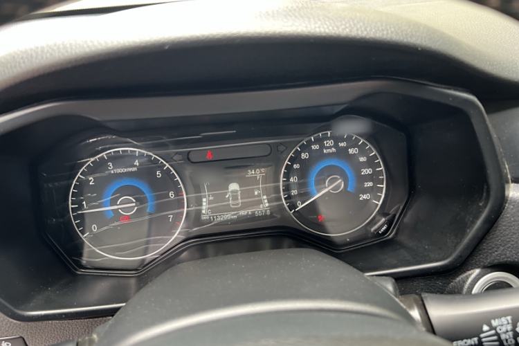 Used Dongfeng Fengon 580 2017 1.5T Manual Luxury Model
