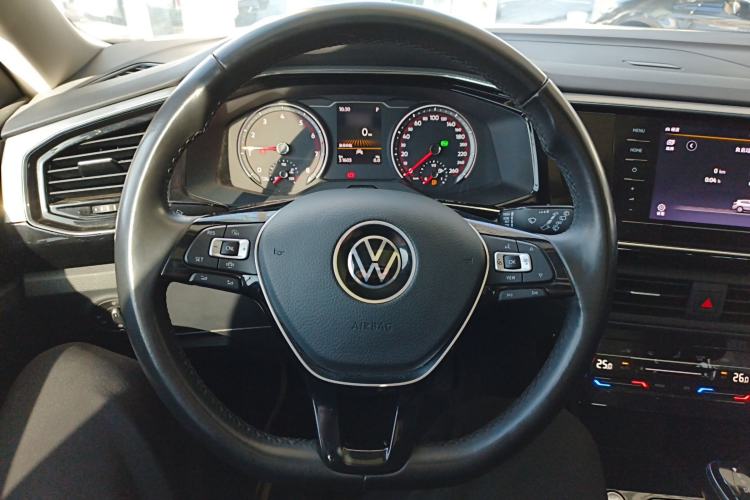 Used Volkswagen Tayron 2020 330TSI Two-Wheel Drive Luxury Smart Connectivity Version
