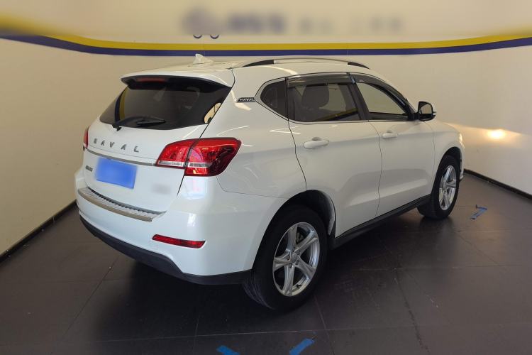 Used Haval H2 2018 1.5T Dual-Clutch Two-Wheel Drive Fashion Model China VI Standard
