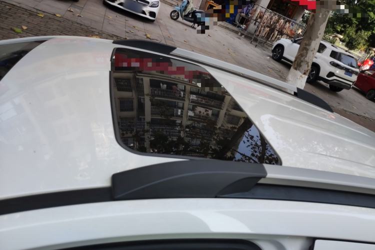 Used Chevrolet Trax 2016 1.4T Manual Two-Wheel Drive Comfort Version with Sunroof