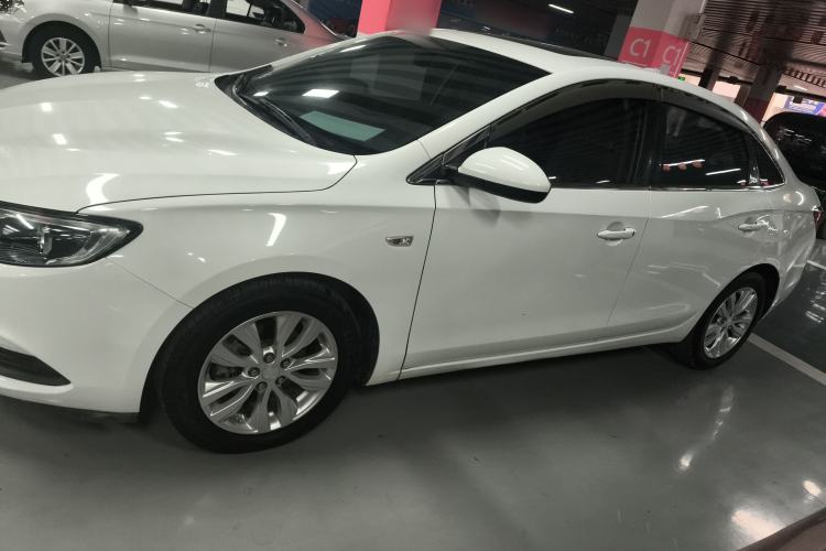 Used Buick GT 2018 15T Manual Elite Version China V Standard
