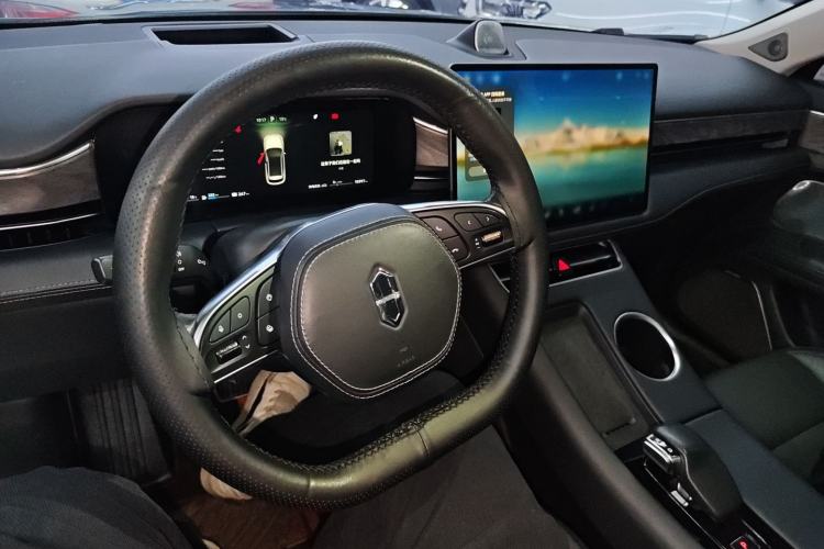 Used Hima AITO M5 2022 Extended-Range Four-Wheel Drive Performance Version
