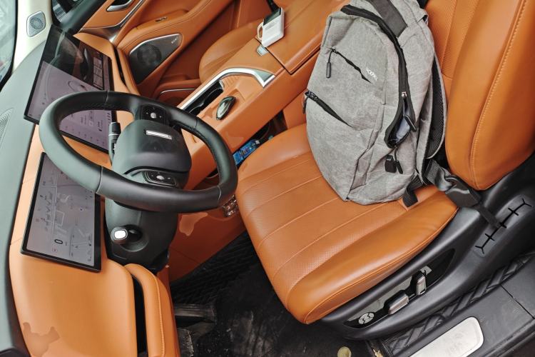 Used Wey Lanshan 2025 Four-Wheel Drive Max
