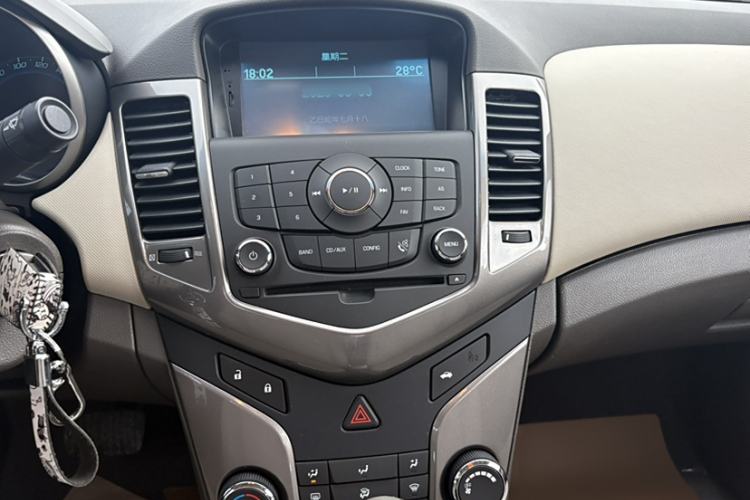 Used Chevrolet Cruze 2015 1.5L Classic SE AT
