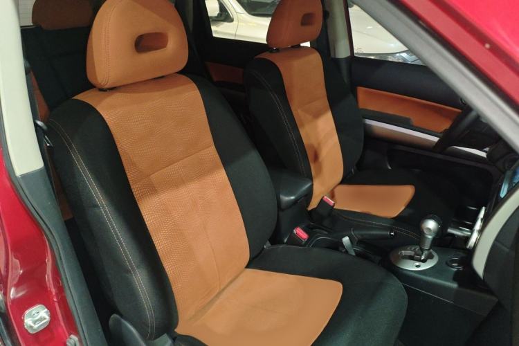 Used Dongfeng Fengdu MX6 2016 2.0L CVT Two-Wheel Drive All-Around Version