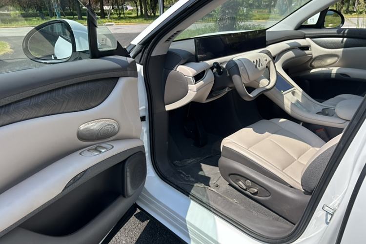 Used  LS6 2025 Lingxi Intelligent Driving Edition
