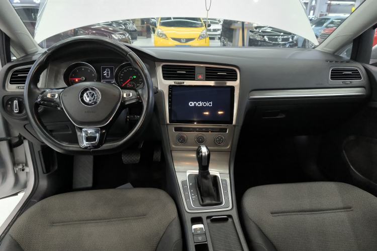 Used Volkswagen Golf 2015 1.6L Automatic Comfort Model
