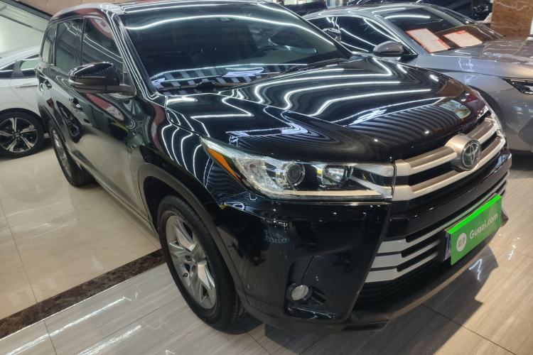 Used Toyota Highlander 2018 2.0T Four-Wheel Drive Luxury Edition 7 Seats China V Emission Standard
