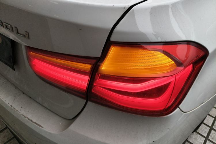 Used BMW 3 Series 2016 320Li Ambition Model
