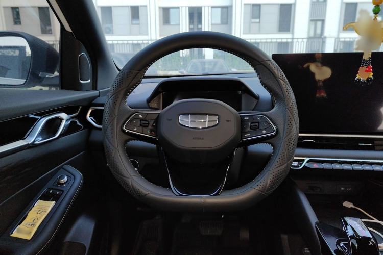 Used Geely Auto Coolray 2025 Bin Yue L 1.5T DCT Starlight Edition