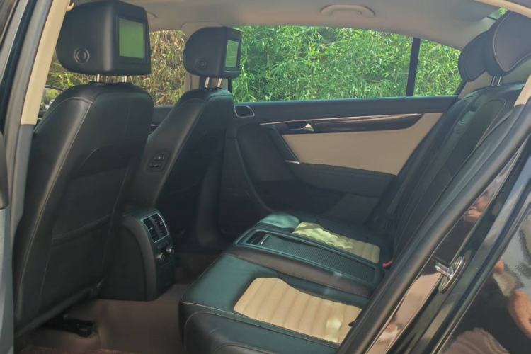 Used Volkswagen Magotan 2013 3.0 FSI Flagship Model
