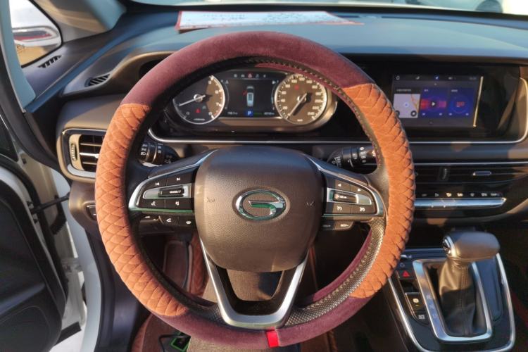 Used GAC Trumpchi M6 2021 270T DCT Luxury Edition (6 Seats)
