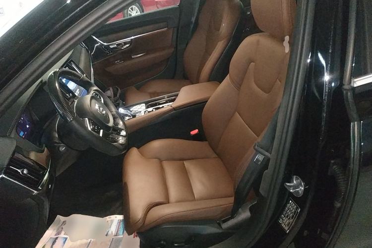 Used Volvo S90 2025 B5 Zhiyuan Luxury Edition
