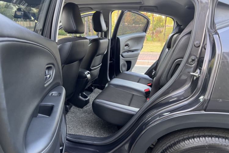 Used Honda Vezel 2019 1.5L CVT Luxury Model China VI
