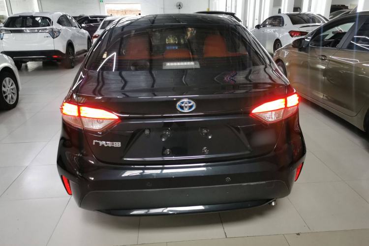 Used Toyota Levin 2021 Dual-Motor 1.8H E-CVT Leading Edition
